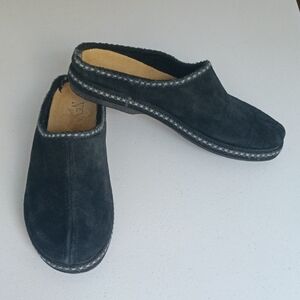 Black Suede Women's Mules Slippers Size 8 With Removable Suede Insoles